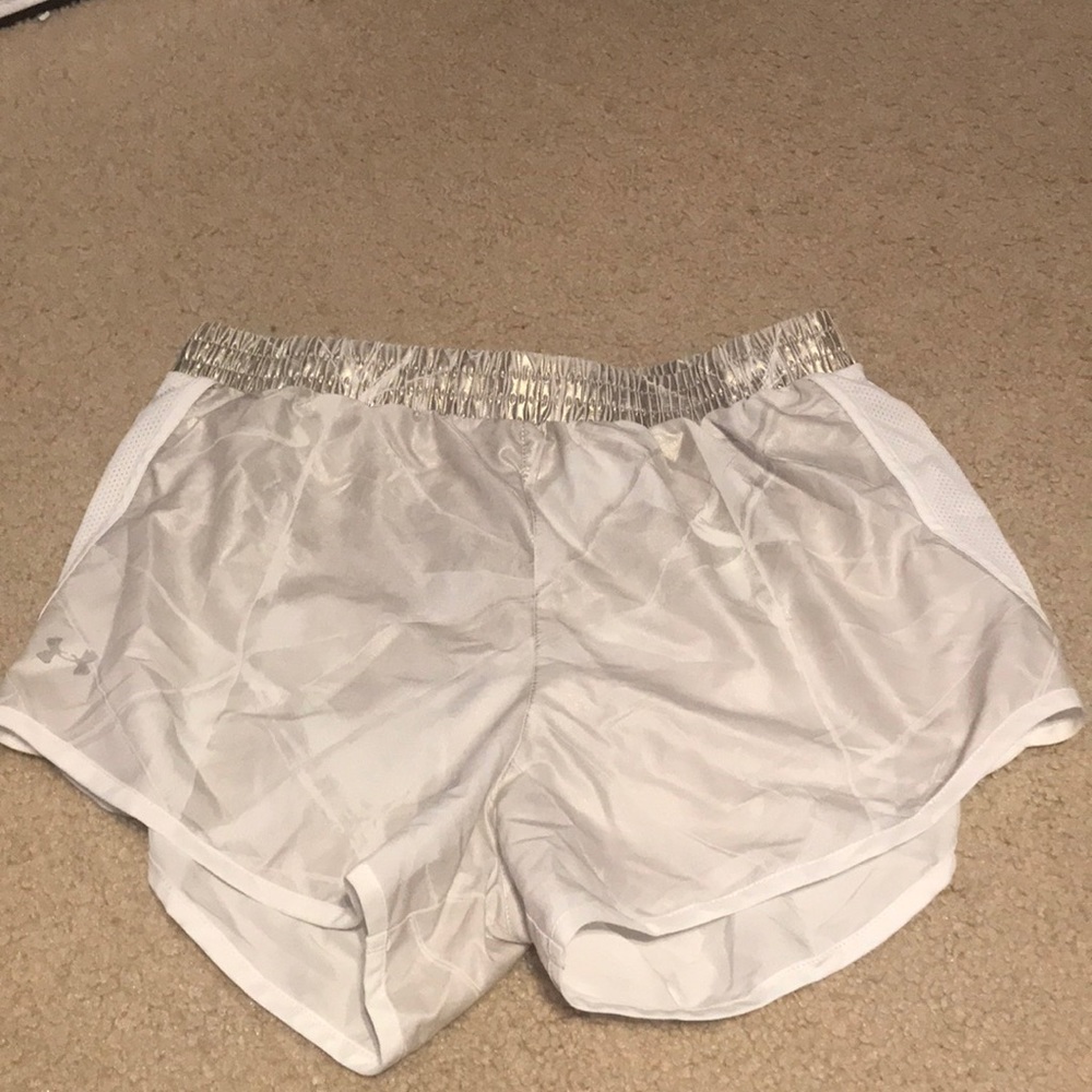 Gold under Armour workout shorts